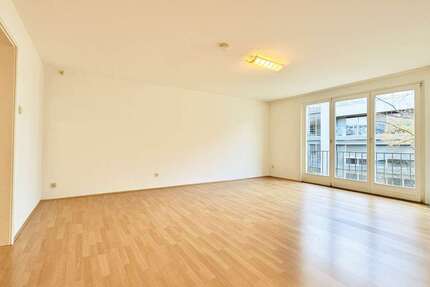 Wohnung zum Kaufen in Frankfurt am Main 719.000 € 92 m² 3 zimmer