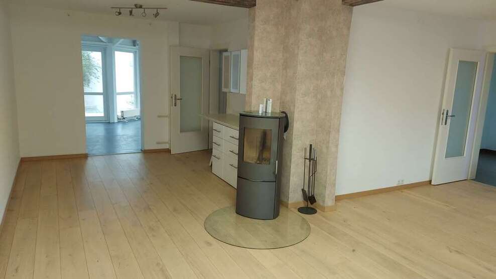 Haus zum Mieten in Raunheim 1.800 € 124 m²