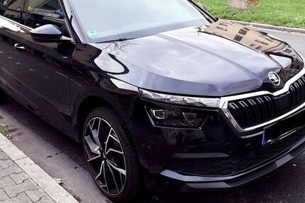 Skoda Kamiq 69.000 km 14.300 € Frankfurt 60431