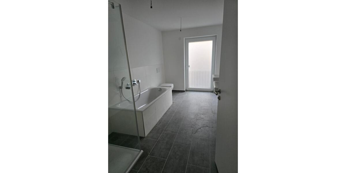 Erdgeschoßwohnung Langenselbold - 3 Zimmer, 124 m&sup2;, 1.500&euro; | Angebot:26531801