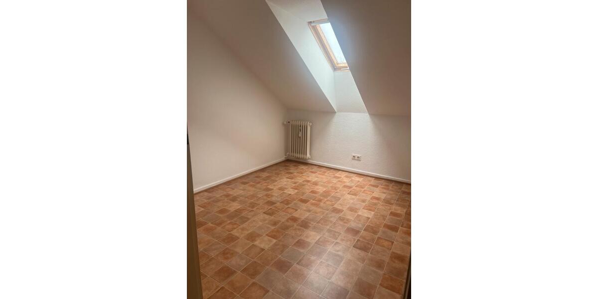 Etagenwohnung Frankfurt am Main Eschersheim - 2 Zimmer, 65 m&sup2;, 995&euro; | Angebot:25591329