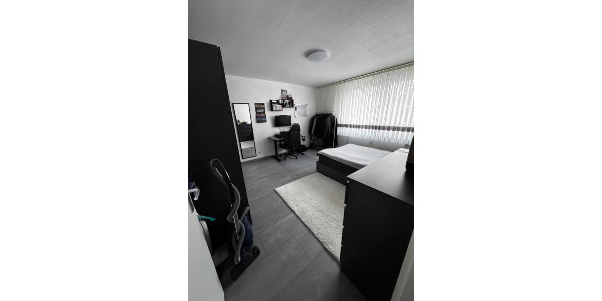 76 m2, 3 Zimmer, Balkon – modernisiertes Bad in HU-Wolfgang 3 zimmer