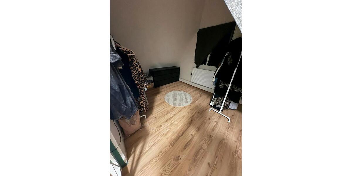 3 Zimmer Dachgeschoss Wohnung Fachwerkhaus 2.5 zimmer