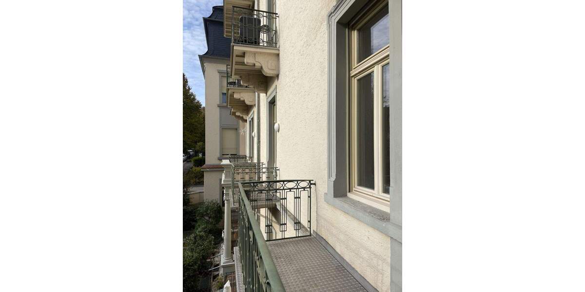 Bestlage Bad Nauheim: 1ZKBB am Kurpark, nach Süden, 40 qm, in Jugendstil-Baudenkmal 1 zimmer