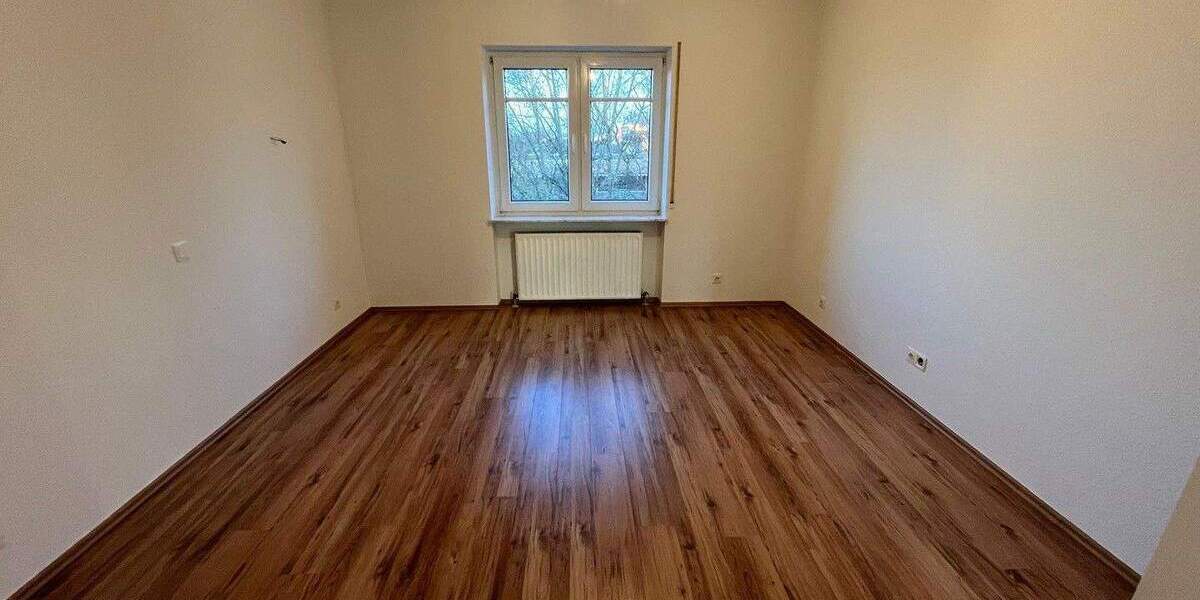 Etagenwohnung Hanau-Steinheim Steinheim - 2 Zimmer, 69 m&sup2;, 245.000&euro; | Angebot:25654166