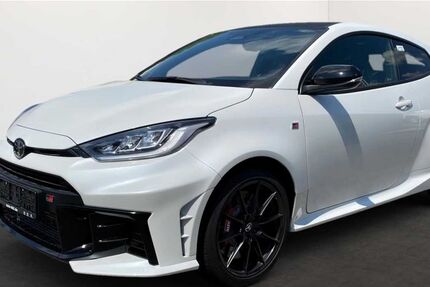 Toyota Yaris 4.000 km 47.690 € Darmstadt 64293