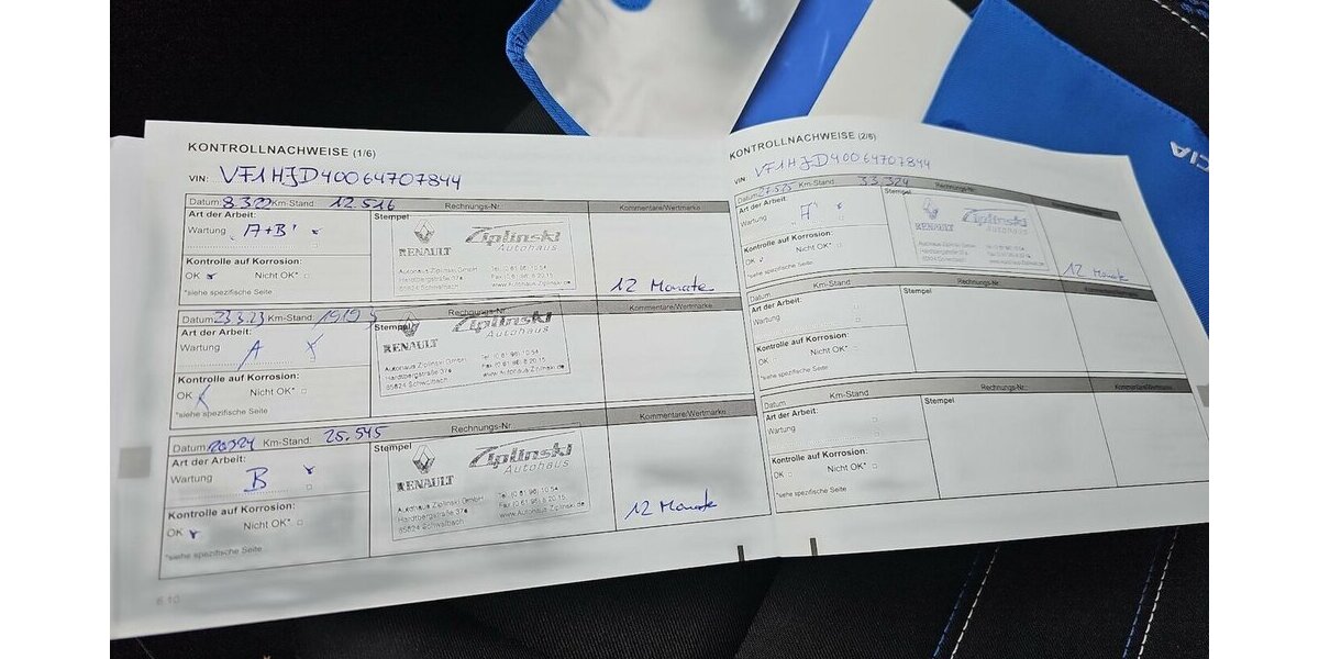 Dacia Duster II Celebration 4WD Rate 180,- 34.400 km 17.990 &euro; Schwalbach/Taunus 65824