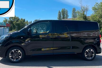 Opel Zafira Life 99.692 km 36.950 &euro; Raunheim 65479