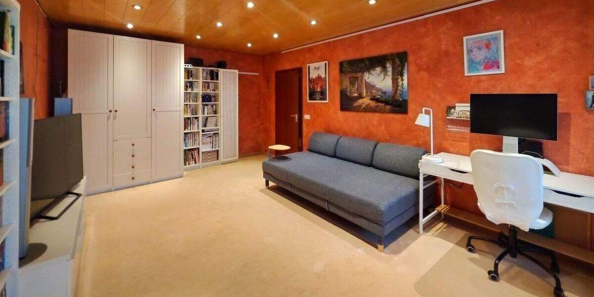 2-ZKB mit Balkon, Aufzug & Top-Anbindung - attraktiv für Eigennutzer und Anleger in gesuchter Lage von Steinberg 2 zimmer