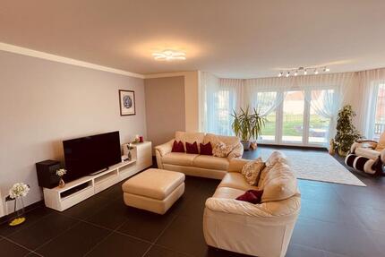 Exklusive 3-Zimmer Erdgeschosswohnung (141m²) mit großer Terrasse 3 zimmer