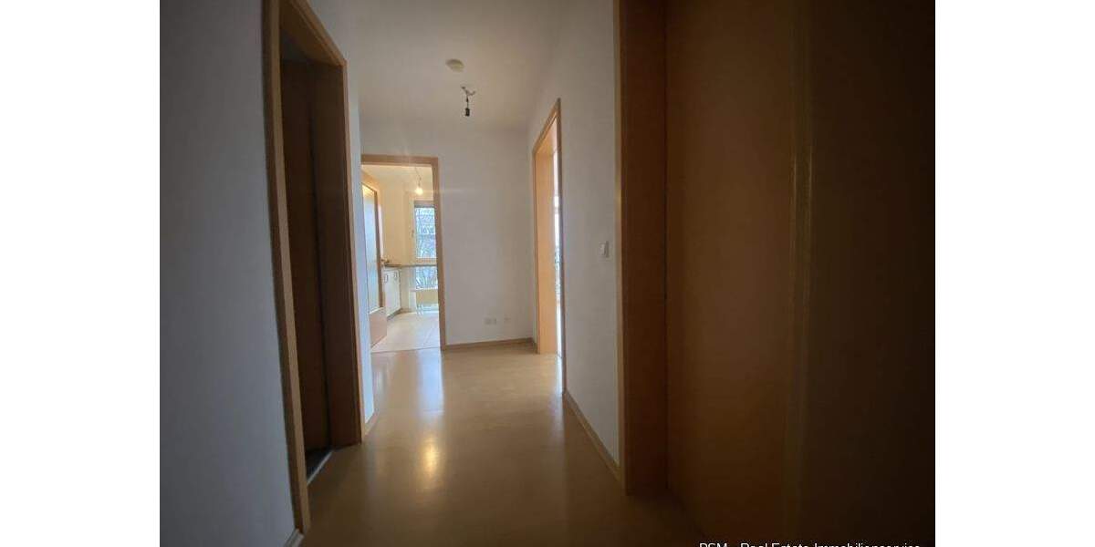 Charmante 2-Zimmer-Wohnung, schöne Raumaufteilung, Balkon und Stellplatz, ruhig gelegen - Erbpacht 2 zimmer