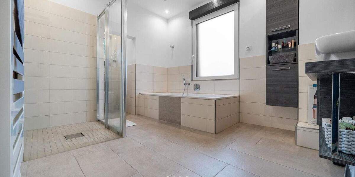 Doppelhaushälfte Hattersheim am Main Hattersheim - 6 Zimmer, 158 m&sup2;, 649.000&euro; | Angebot:25737433