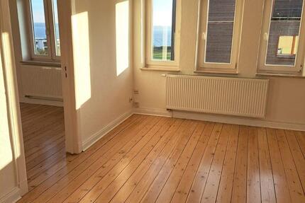 2ZK +++ 53qm +++ ab sofort +++ 647 EUR warm 2 zimmer