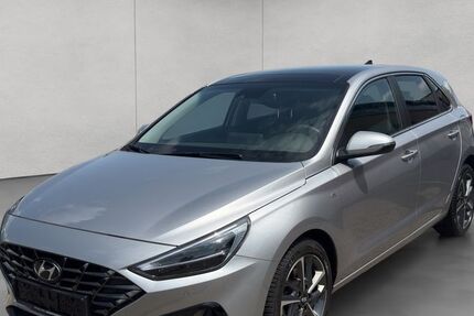 Hyundai i30 31.713 km 22.950 € Frankfurt 60386