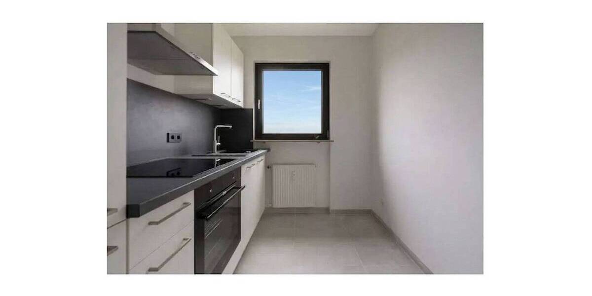 Etagenwohnung Frankfurt Ginnheim - 3 Zimmer, 81 m&sup2;, 1.500&euro; | Angebot:26886494