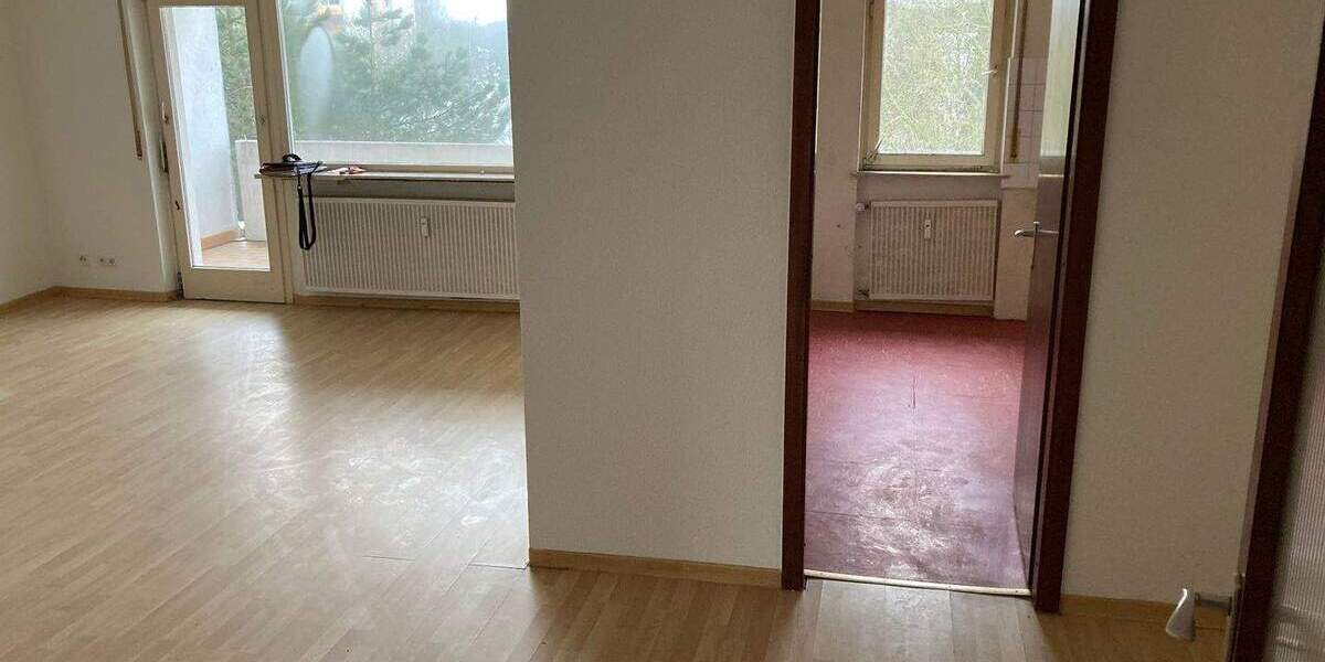 Etagenwohnung Hanau Kesselstadt - 4 Zimmer, 104 m&sup2;, 929&euro; | Angebot:25777444