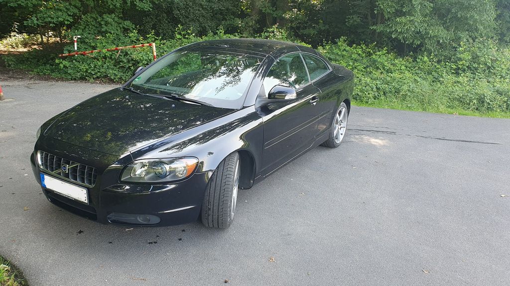 Volvo C70 149.000 km 18.000 € Bad Soden 65812