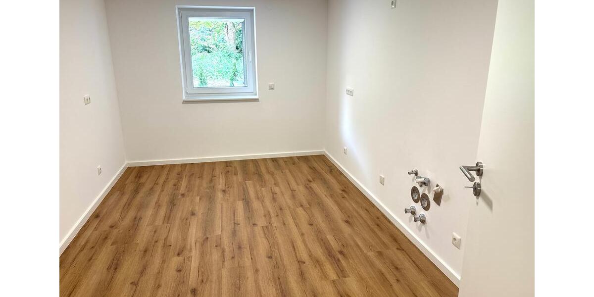 Erdgeschoßwohnung Frankfurt am Main Ginnheim - 2 Zimmer, 80 m&sup2;, 1.390&euro; | Angebot:26660601