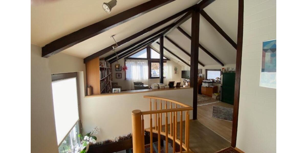 Etagenwohnung Offenbach am Main Bieberer Berg - 4 Zimmer, 170 m&sup2;, 2.500&euro; | Angebot:25648819