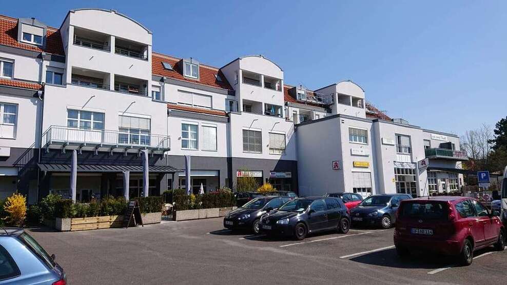 Einzelhandel in Rödermark 975 € 73 m²