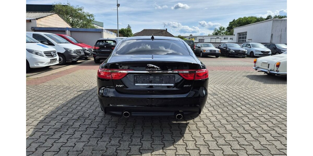 Jaguar XF Prestige Leder, GSHD, Navigation, Rückfahrkamer 104.922 km 20.690 &euro; Rodgau 63110