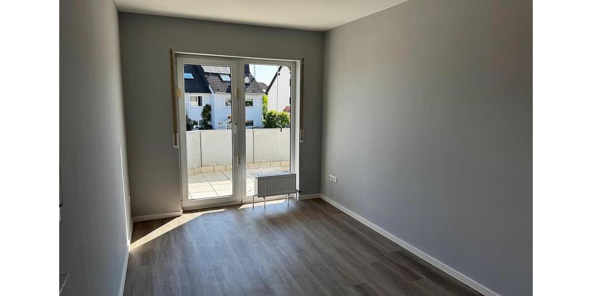 Etagenwohnung Oberursel (Taunus) - 3 Zimmer, 83 m&sup2;, 1.400&euro; | Angebot:26398502