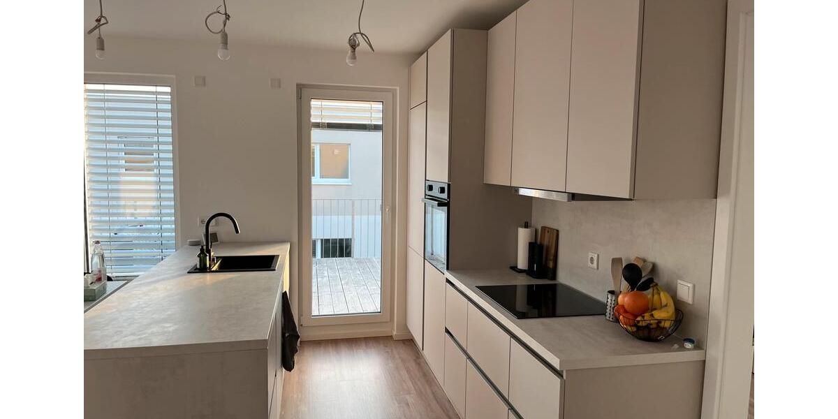Einfamilienhaus Hainburg - 3 Zimmer, 88 m&sup2;, 1.660&euro; | Angebot:25313536