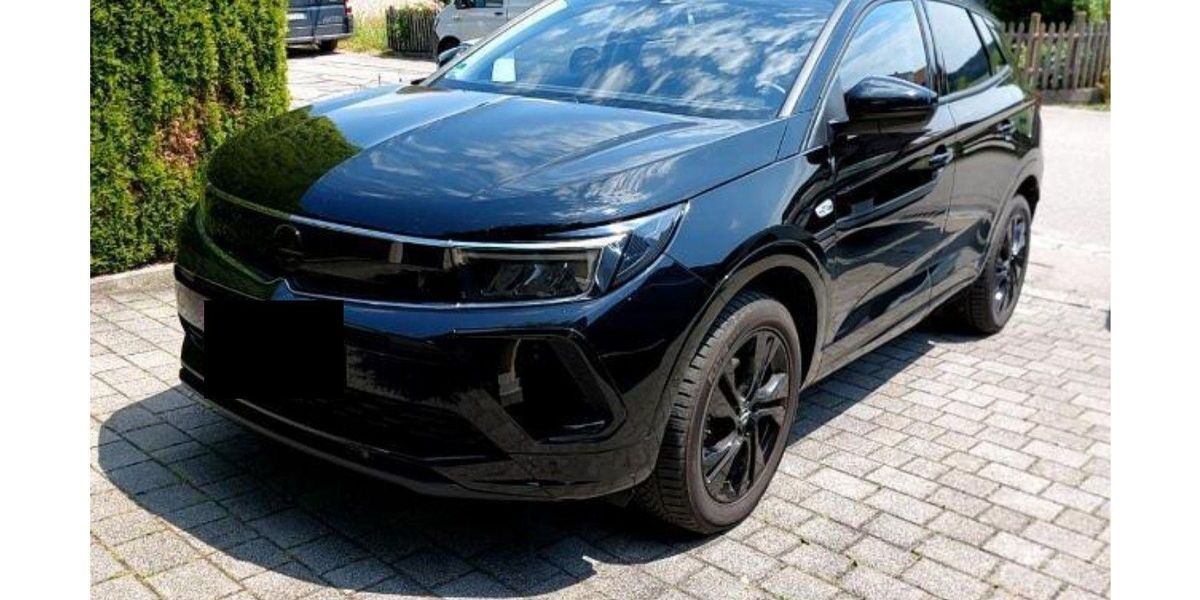 Opel Grandland (X) 11.840 km 22.980 &euro; Rüsselsheim 65428