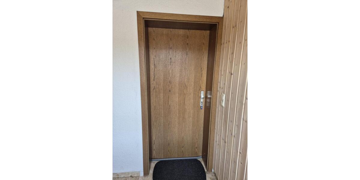 Dachgeschoßwohnung Kelkheim (Taunus) - 2 Zimmer, 67 m&sup2;, 870&euro; | Angebot:25613862