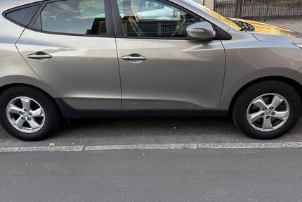 Hyundai ix35 157.000 km 4.700 &euro; Friedrichsdorf 61381