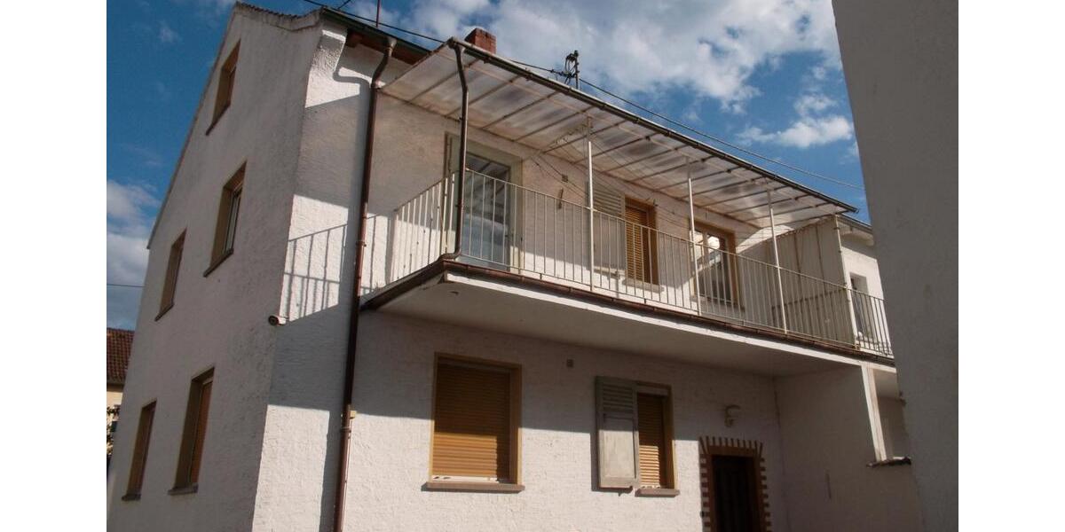 Doppelhaushälfte mit Zisterne 4.5 zimmer