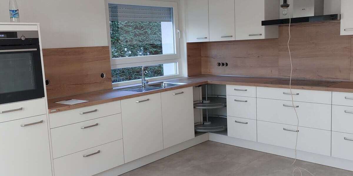 Einfamilienhaus Oberursel - 8 Zimmer, 250 m&sup2;, 4.500&euro; | Angebot:25810057