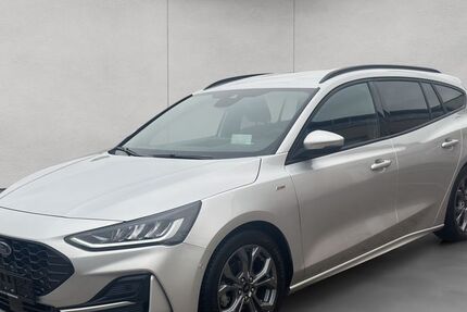Ford Focus 11.926 km 22.950 &euro; Hanau 63452
