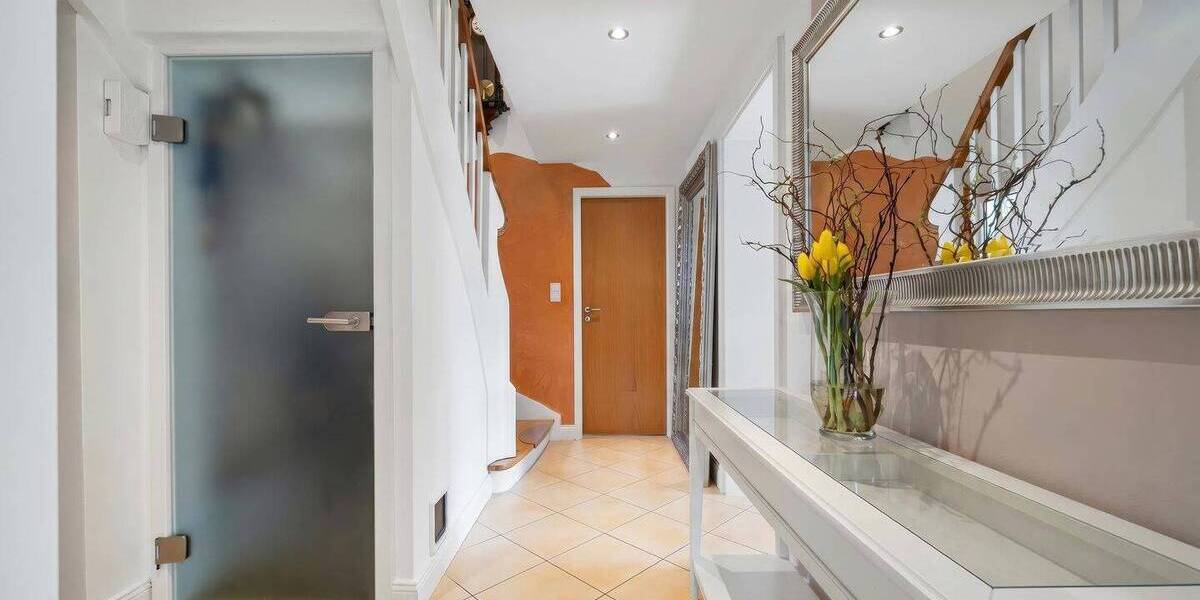 Einfamilienhaus Neu-Isenburg Zeppelinheim - 3 Zimmer, 104 m&sup2;, 495.000&euro; | Angebot:26418272