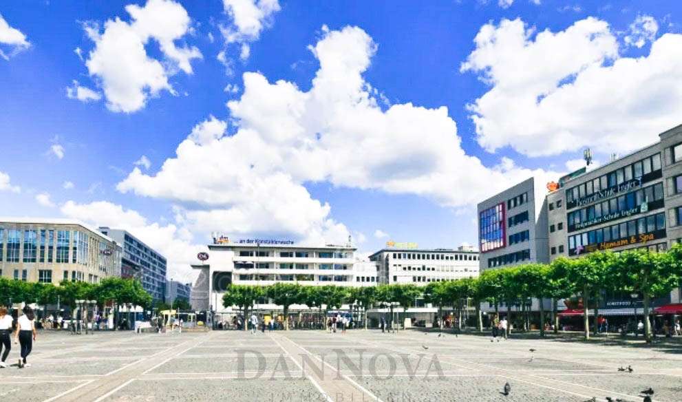 Einfamilienhaus Frankfurt am Main Innenstadt - 13 Zimmer, 473 m&sup2; | Angebot:26210706