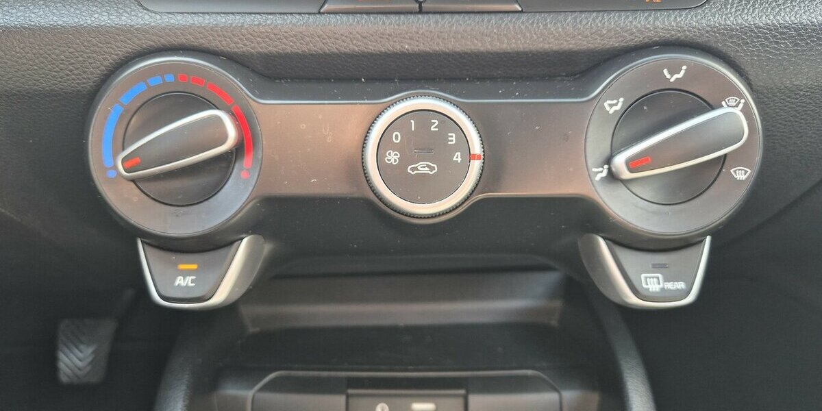 Kia Rio 1,2l Attract Klima 94.361 km 7.990 &euro; Rodgau 63110
