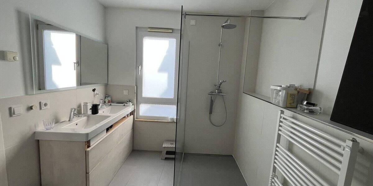 Doppelhaushälfte Frankfurt Nieder-Eschbach - 5 Zimmer, 150 m&sup2;, 950.000&euro; | Angebot:26470981