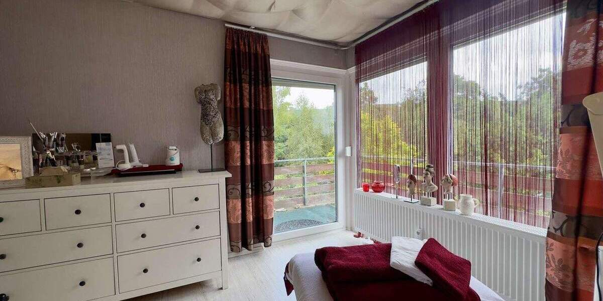 Mehrfamilienhaus, Wohnhaus Frankfurt am Main Schwanheim - 369.000&euro; | Angebot:25706154