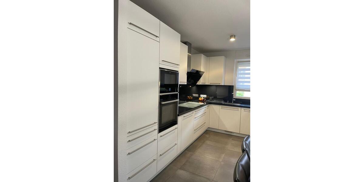 Etagenwohnung Frankfurt am Main Schwanheim - 3 Zimmer, 89 m&sup2;, 2.060&euro; | Angebot:26395145