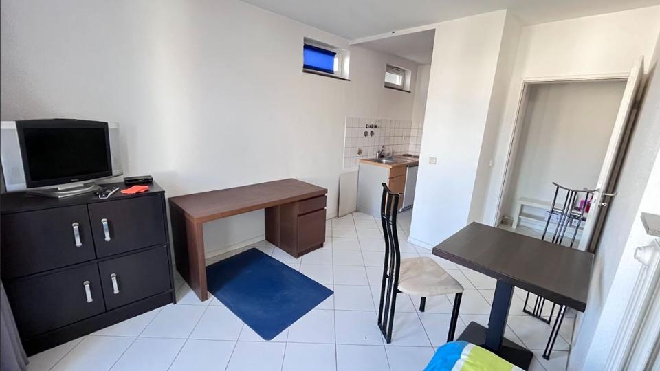 Geschmackvolle 1-Zimmer-Wohnung mit Balkon in Bad Nauheim zimmer