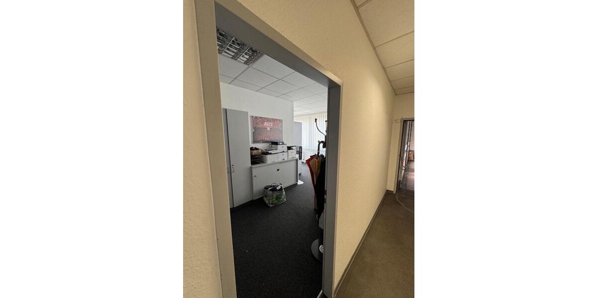 Gewerbeobjekt Frankfurt am Main Unterliederbach - 350&euro; | Angebot:25400226