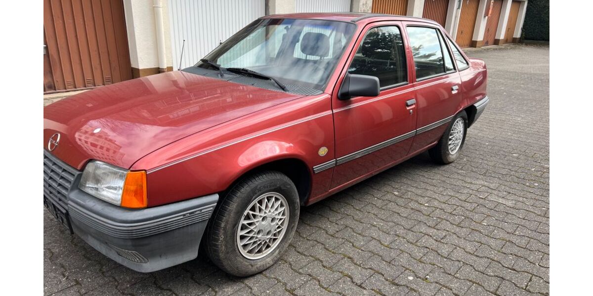 Opel Kadett 163.270 km 1.890 &euro; Frankfurt/Main 60489