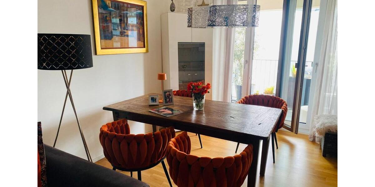 Etagenwohnung Frankfurt am Main Ostend - 3 Zimmer, 91 m&sup2;, 1.900&euro; | Angebot:26462638