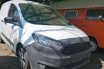 Ford Transit Courier 220.000 km 2.996 &euro; Rüsselsheim 65428