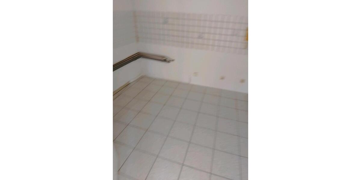 Etagenwohnung Langenselbold - 3 Zimmer, 80 m&sup2;, 900&euro; | Angebot:25613931