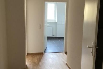 Wohnung Hochheim am Main - 3 Zimmer, 73 m&sup2;, 876&euro; | Angebot:26657700