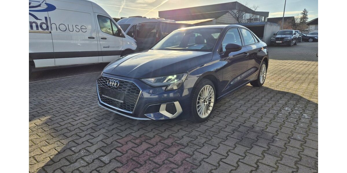 Audi A3 35 TDI advanced Rückfahrkamera, Navigation, App 111.100 km 20.990 &euro; Rodgau 63110