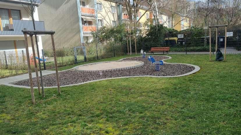 Etagenwohnung Frankfurt am Main Schwanheim - 3 Zimmer, 89 m&sup2;, 2.060&euro; | Angebot:26395145