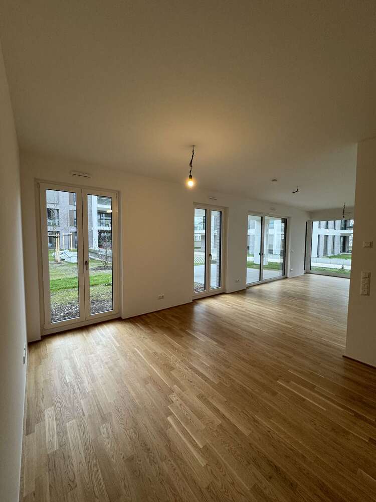 Wohnung zum Mieten in Wiesbaden, 2.600 € 105 m²