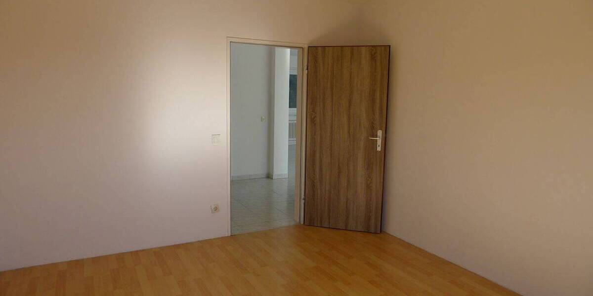 Etagenwohnung Frankfurt am Main Sossenheim - 3 Zimmer, 90 m&sup2;, 339.000&euro; | Angebot:25731104